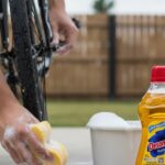 Detergente neutro para lavar bicicleta: como limpar sem estragar pintura, corrente e rolamento